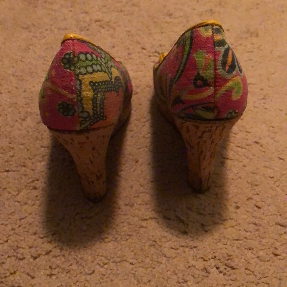 Shoes - Picture 3 of 3